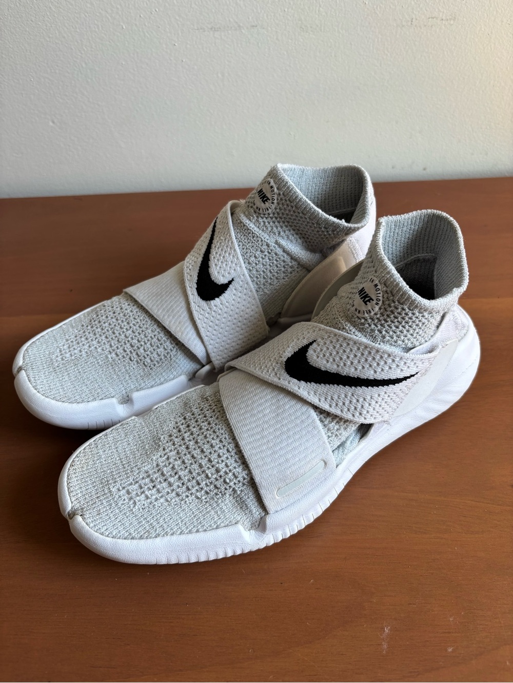 Nike Free RN Motion Flyknit size 7